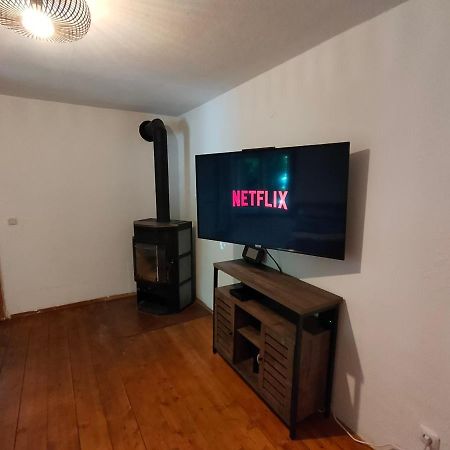 Gemuetliche Ferienwohnung Mit Kamin Und Garten جارمش بارتنكيرشن المظهر الخارجي الصورة