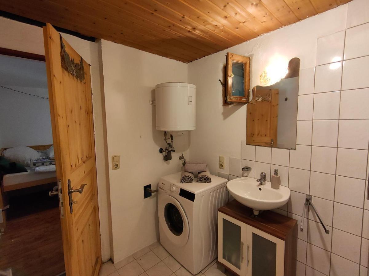 Gemuetliche Ferienwohnung Mit Kamin Und Garten جارمش بارتنكيرشن المظهر الخارجي الصورة