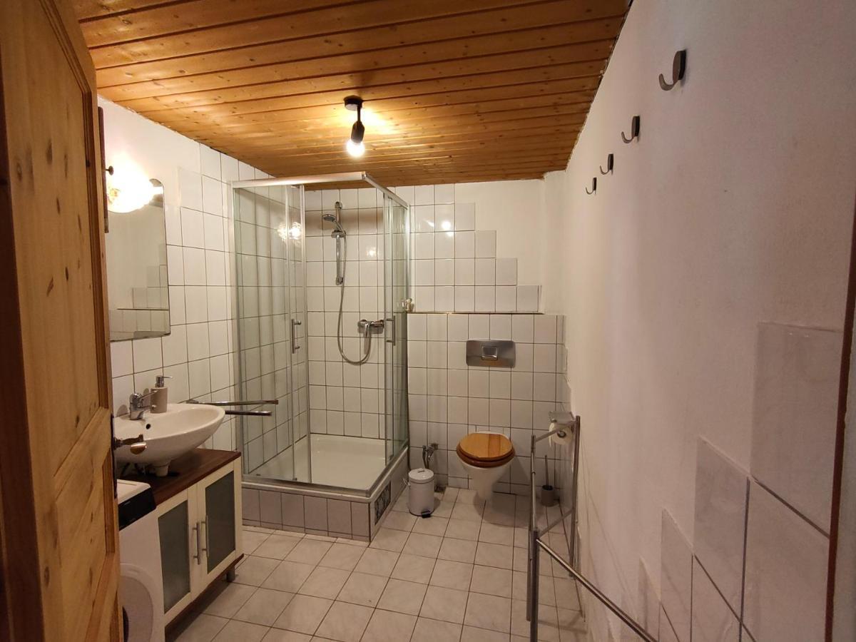 Gemuetliche Ferienwohnung Mit Kamin Und Garten جارمش بارتنكيرشن المظهر الخارجي الصورة