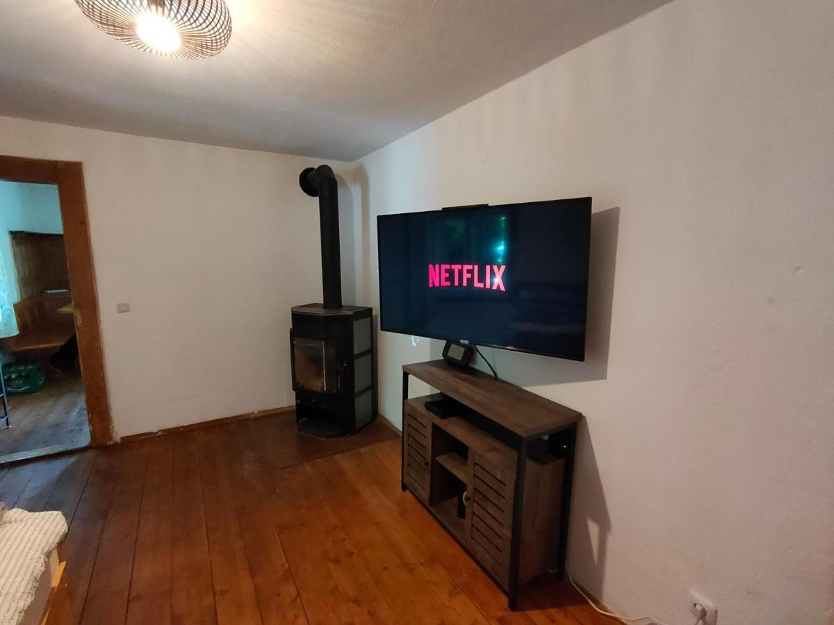 Gemuetliche Ferienwohnung Mit Kamin Und Garten جارمش بارتنكيرشن المظهر الخارجي الصورة